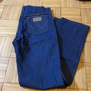 Brand new men’s wrangler jeans